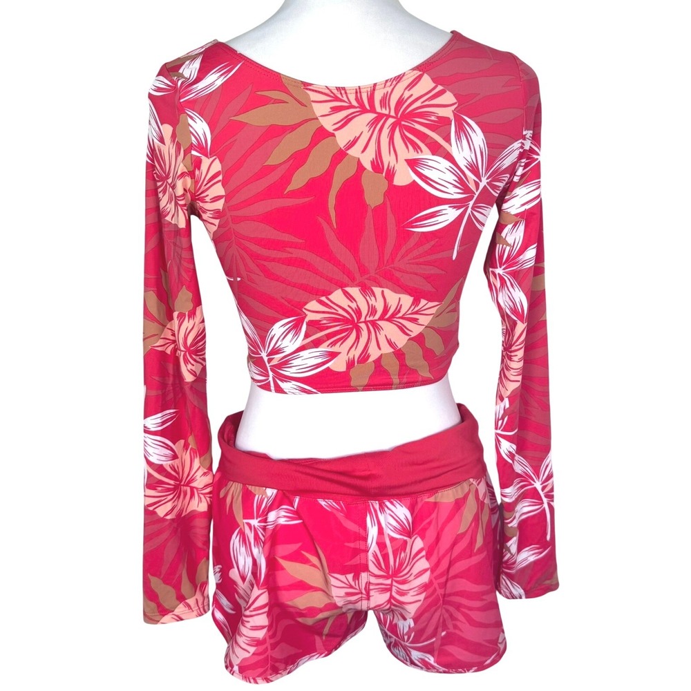 ROXY Medium Top Large Bottom Seaside Tropics Floral Rash Guard Swim Shorts Set